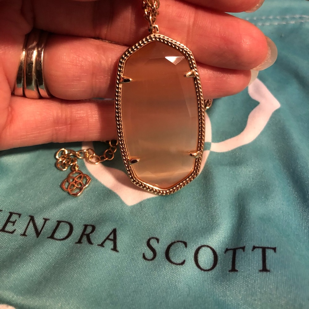 Rae Rose Gold Kendra Scott Necklace - Picture 2 of 5